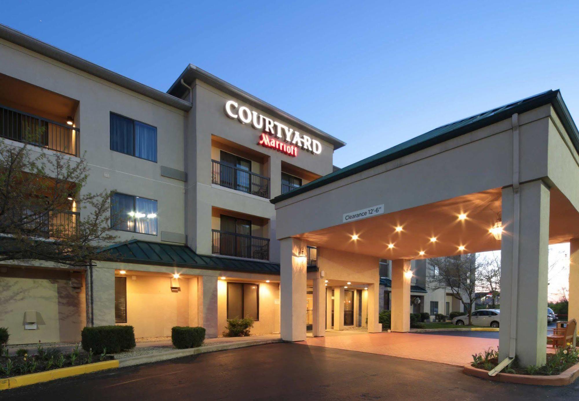Courtyard By Marriott Dayton North Hotell Exteriör bild