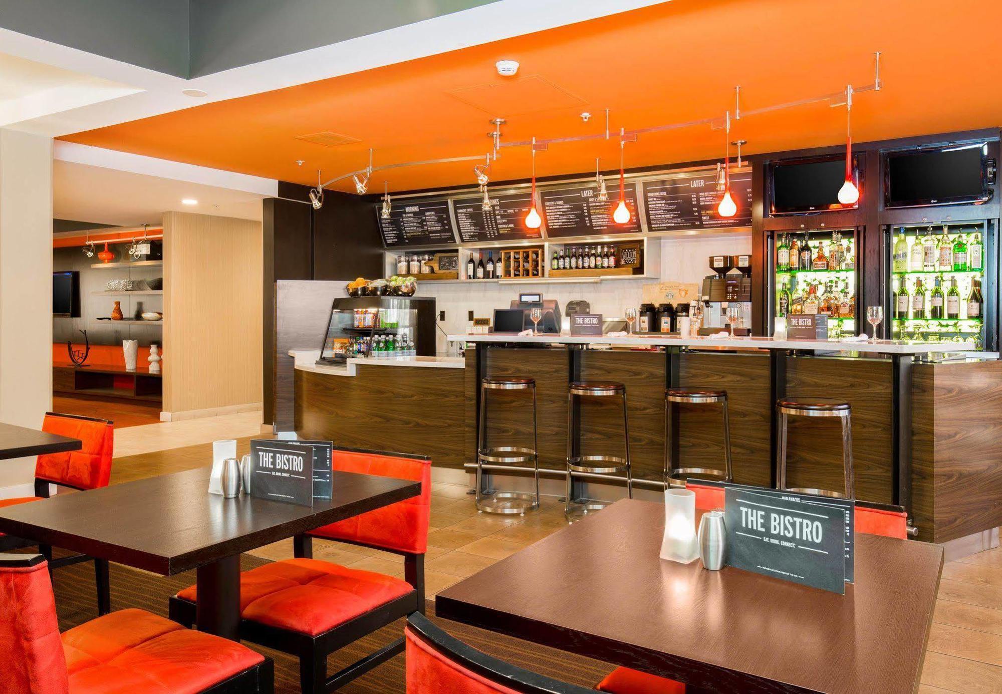 Courtyard By Marriott Dayton North Hotell Exteriör bild